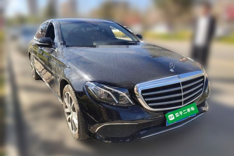 Used Mercedes-Benz E-Class 2016 E 200 L Front Right 45 Deg