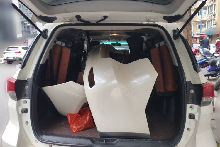 Used Toyota Fortuner 2016 2.7L Middle East Version Trunk