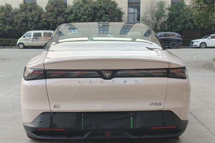 Used ARCFOX Alpha S5 2024 708MAX 200kW
