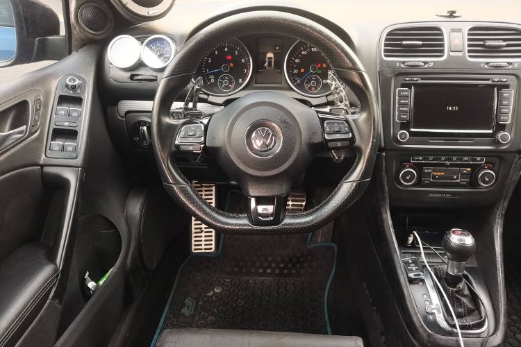 Used Volkswagen Golf 2011 2.0 TSI R
