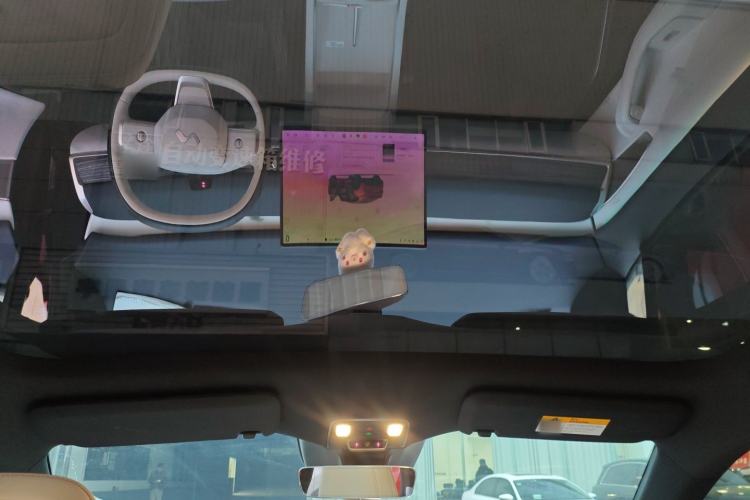 Used ONVO L60 2024 60 kWh All-Wheel Drive