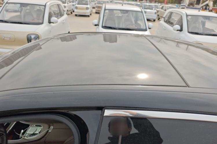 Used Mercedes-Benz E-Class New Energy 2022 Facelift E 350 e L Plug-in Hybrid Sedan Roof