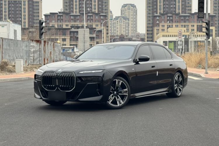 Used BMW 7 Series 2023 740Li Leading Model M Sport Package