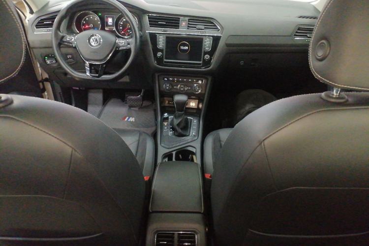 Used Volkswagen Tiguan L 2017 330TSI Automatic Two-Wheel Drive Luxury Edition
