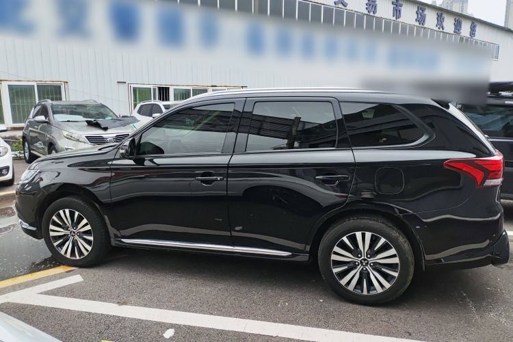 Used Mitsubishi Outlander 2021 Revised Version 2.0L Two-Wheel Drive Enjoyment Edition 5 Seats
