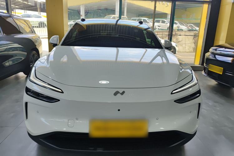 Used ONVO L60 2024 60 kWh Rear-Drive Version Front