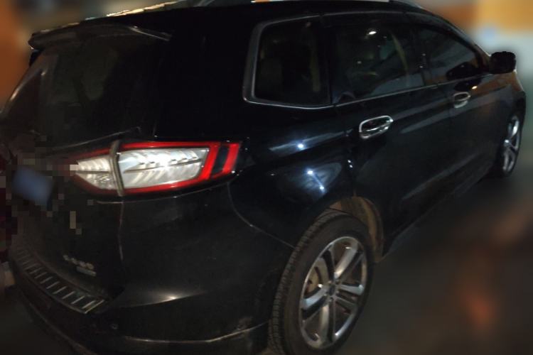 Used Ford Edge 2017 EcoBoost 245 Two-Wheel-Drive Sporty 7-Seater