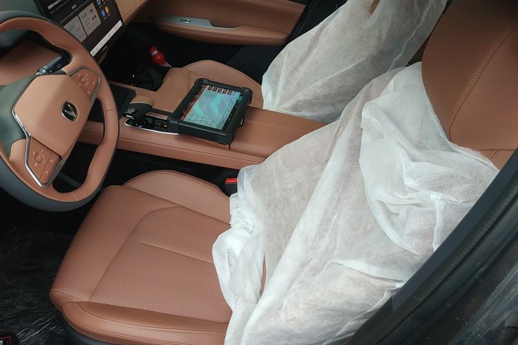 Used Changan UNI-Z New Energy 2025 Model, Smart New Blue Whale 125km Battleship+ Version
