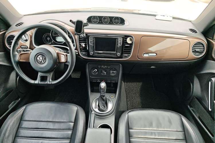 Used Volkswagen Beetle 2013 1.4 TSI Comfort Model
