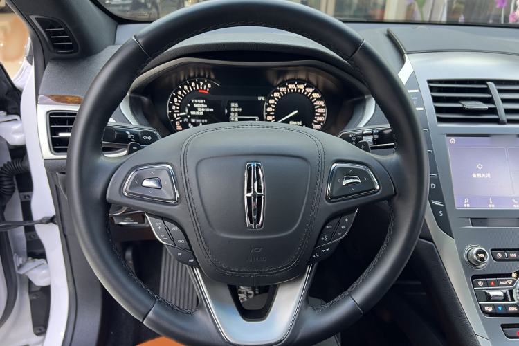 Used Lincoln MKZ 2020 2.0T Deluxe Edition
