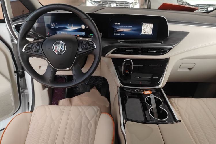 Used Buick GL8 2023 ES Lu Zun Comfort Model Center Console