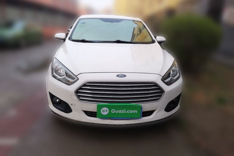 Used Ford Escort 2015 1.5L Manual Comfort Model Front
