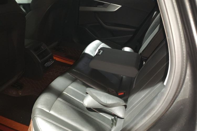 Used Audi A4L 2020 40 TFSI Fashion Dynamic Model
