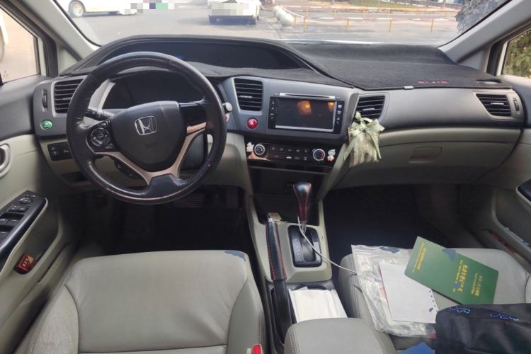Used Honda Civic 2014 1.8L automatic comfort version
