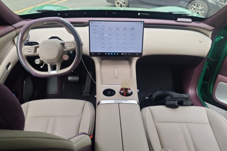 Used Xiaomi Auto YU7 2025 Ultra-Long Range Rear-Wheel Drive Version
