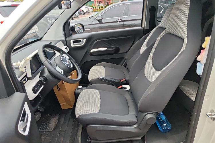 Used Wuling Hongguang MINIEV 2024 3rd Generation 215km Advanced Version Left Front Seat