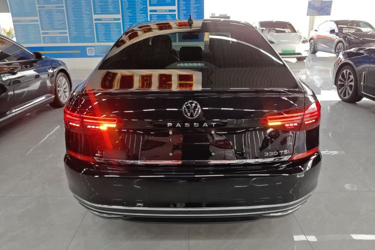 Used Volkswagen Passat 2021 330TSI Luxury Edition

