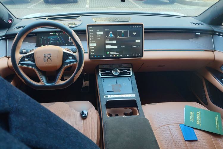 Used BYD Han L 2025 EV 701 km LiDAR Flagship Edition