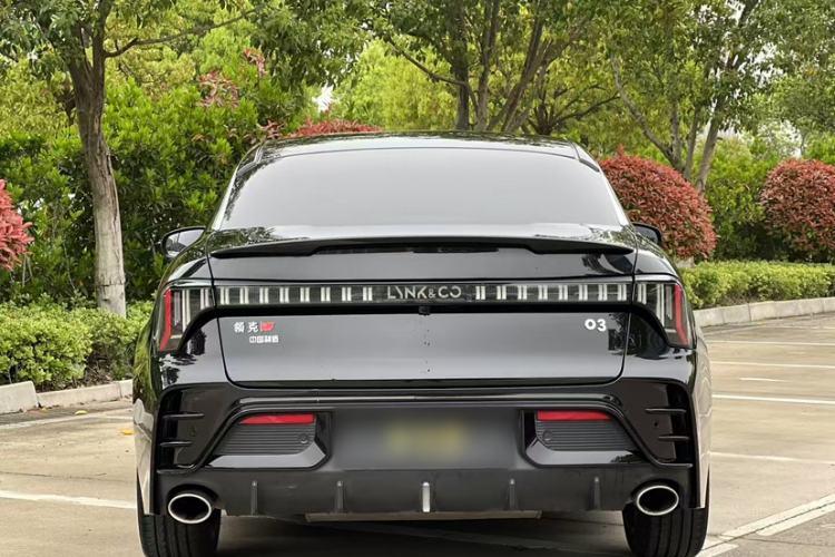 Used Lynk & Co 03 2023 2.0TD DCT JingPro Exterior 4