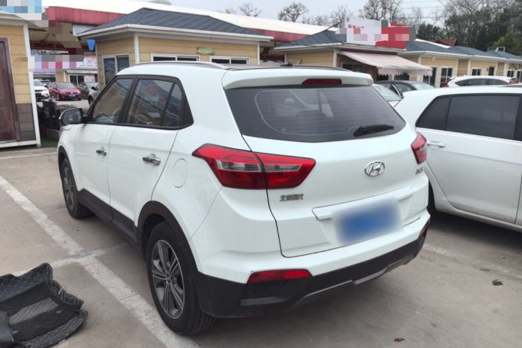 Used Hyundai ix25 2015 1.6L Automatic Two-Wheel Drive Smart GLS Trim
