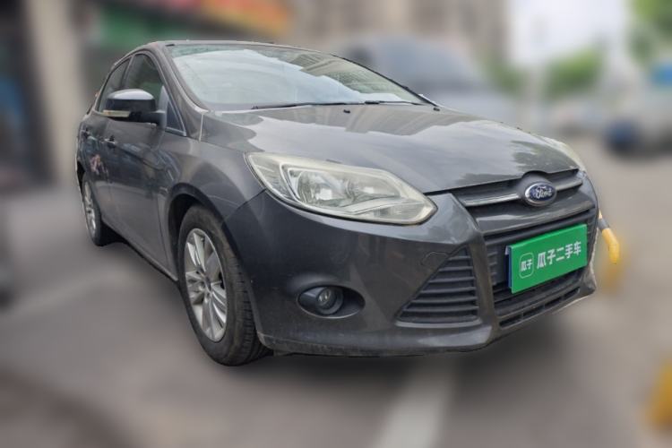 Used Ford Focus 2012 Sedan 1.6L Manual Comfort Model
