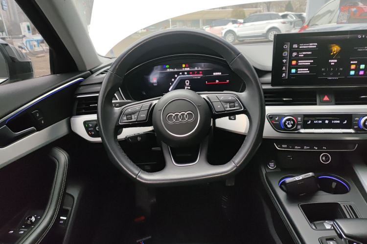 Used Audi A4L 2022 40 TFSI Luxury Dynamic Model