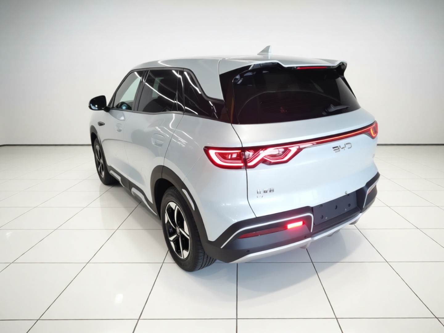 BYD Yuan UP 2024 401KM Leading Edition — снимка 4