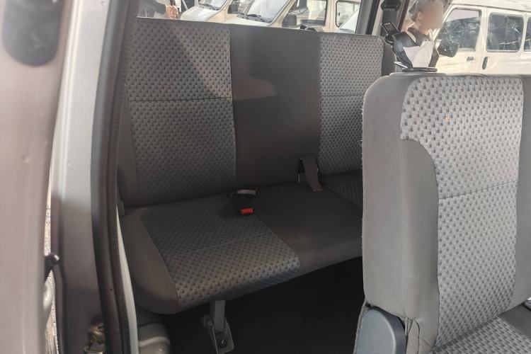 Used Wuling Zhiguang 2023 1.5L Practical Version 5/7 Seats