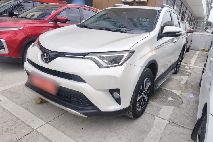 Used Toyota RAV4 2019 2.0L CVT Two-Wheel Drive Pioneer Edition China V Standard
