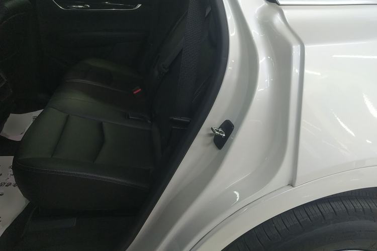 Used Cadillac XT5 2021 28T Luxury Model
