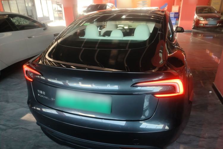 Used Tesla Model 3 2023 Long-Range All-Wheel-Drive Version