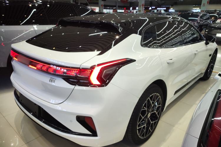 Used Zeekr 001 2024 WE Edition 100 kWh Rear-Drive
