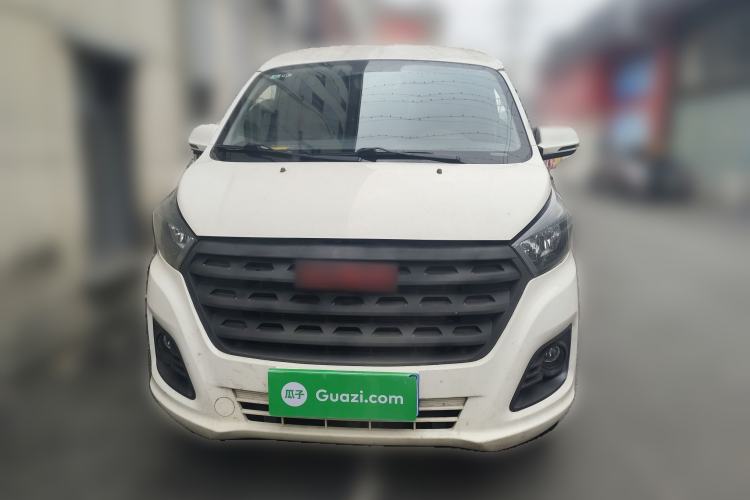 Used Jinbei Gold Hiace M Classic 2024 1.6L Travel Lion Van 2-Seater Front