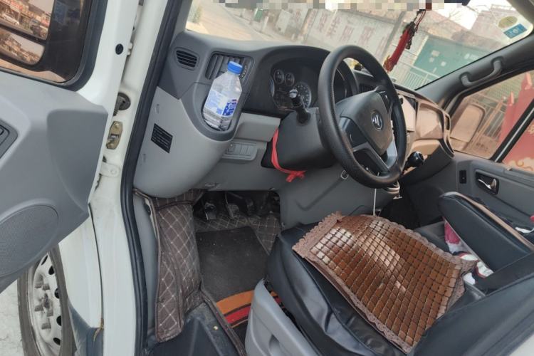 Used Foton Toano 2015 2.8T Commercial Version Short Wheelbase ISF2.8
