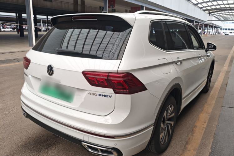 Used Volkswagen Tiguan L New Energy 2023 430 PHEV Plug-in Hybrid Prestige Edition Rear Right 45 Deg