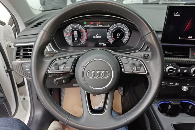 Used Audi A4L 2022 40 TFSI Fashion Dynamic Model
