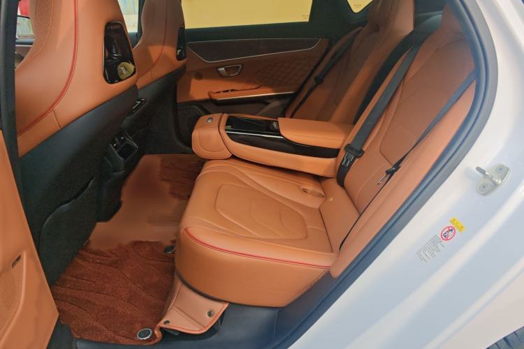 Used BYD Han 2022 DM-p 202km Four-Wheel Drive Flagship Model
