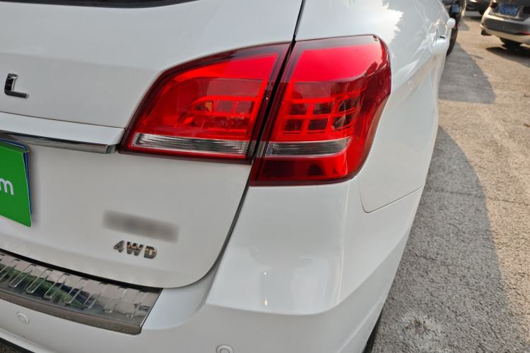 Used Haval H2 2017 Red-Label 1.5T Manual 4x4 Luxury Model