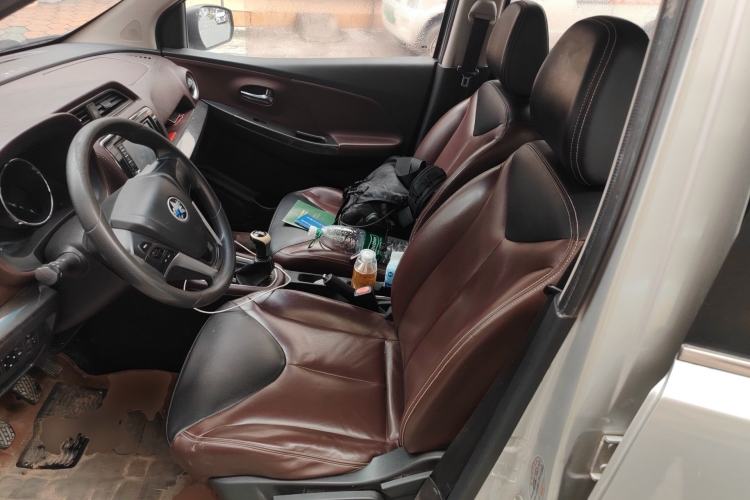 Used Venucia M50V 2017 1.5L XL Manual Comfort Edition Left Front Seat