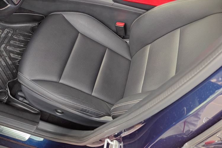 Used Mercedes-Benz GLA 2015 GLA 200 Fashion Model
