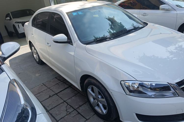 Used Volkswagen Lavida 2017 1.6L Automatic Comfort Edition
