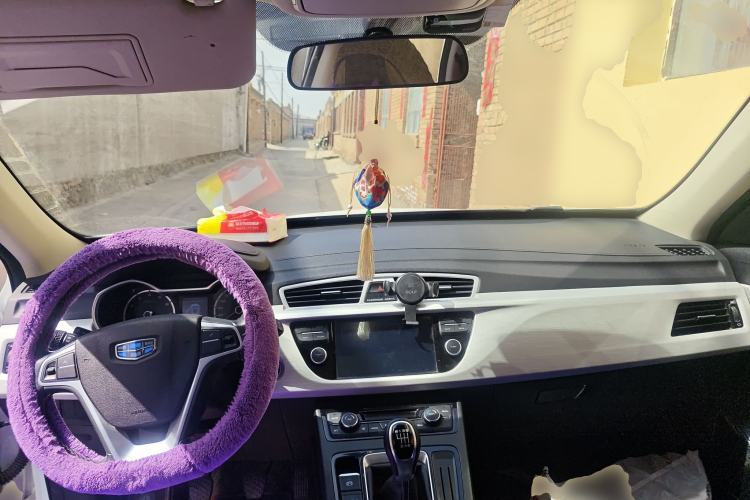 Used Geely Auto Emgrand X7 Sport 2020 1.8TD Manual Two-Wheel Drive Zhiya Model