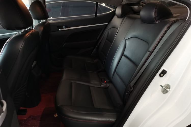 Used Hyundai Elantra (6th Generation / Lingdong) 2016 1.6L Automatic ZhiXuan – Elite Version Left Rear Seat