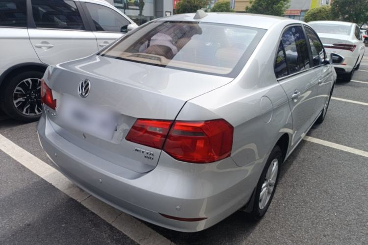 Used Volkswagen Jetta 2015 Value Edition 1.6L Automatic Fashion Version
