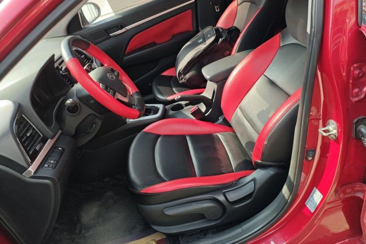 Used Hyundai Elantra (6th Generation / Lingdong) 2016 1.6L Automatic ZhiXuan – Elite Version