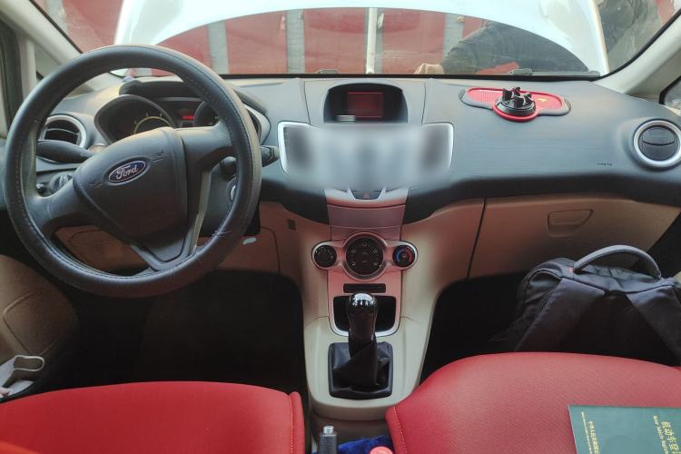 Used Ford Fiesta 2009 Hatchback 1.5L Manual Fashion Edition Center Console