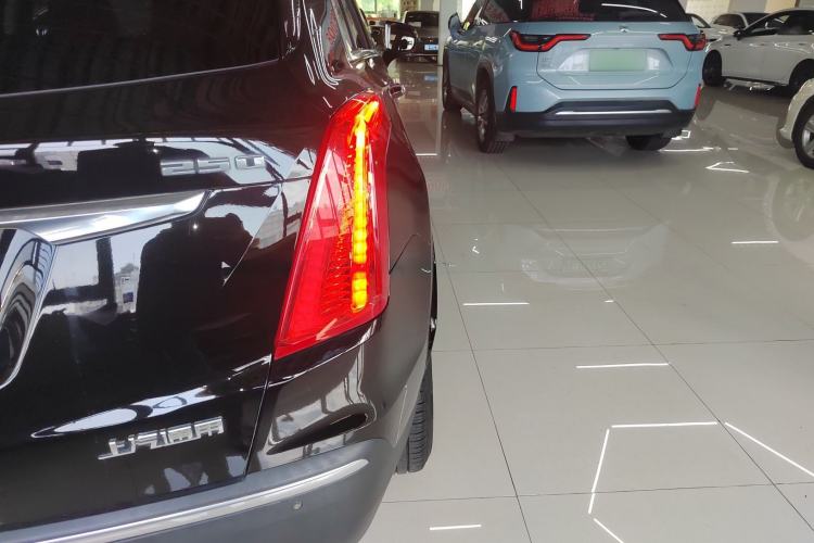 Used Cadillac XT5 2018 25T Luxury Model
