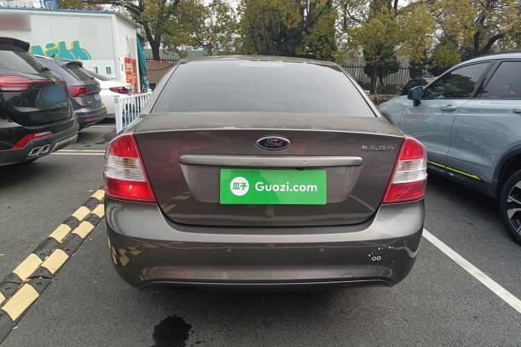 Used Ford Focus 2013 Sedan Classic 1.8L Automatic Base Model