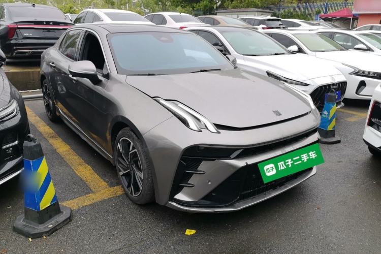 Used Lynk & Co 03 2023 2.0TD DCT JingPro Front Right 45 Deg