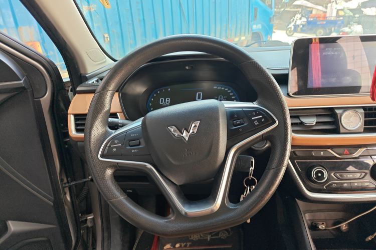 Used Wuling Hongguang S3 2018 1.5T Manual Luxury Model China V Standard